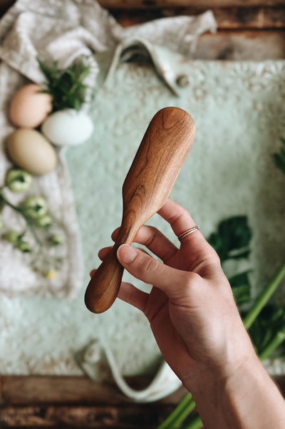 READY TO SHIP AUCTION | Mini Spurtle Spreader, Cherry